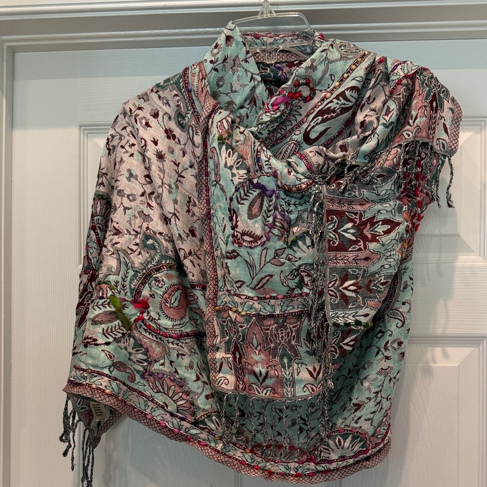Good condition beautiful Pashmina